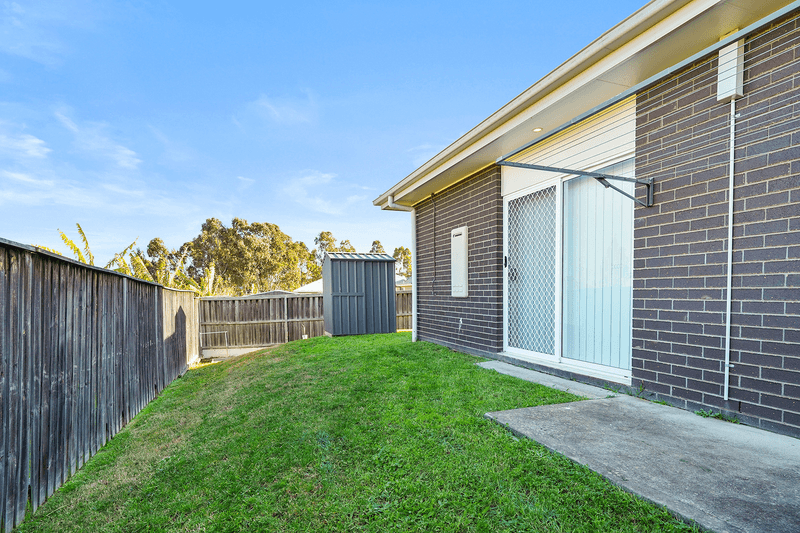 7 and 7a Arrowgrass Street, Aberglasslyn, NSW 2320