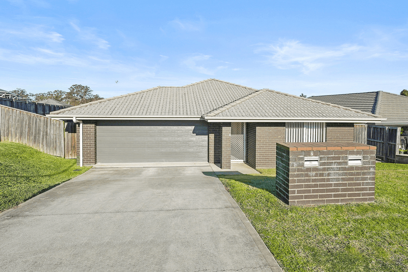 7 and 7a Arrowgrass Street, Aberglasslyn, NSW 2320