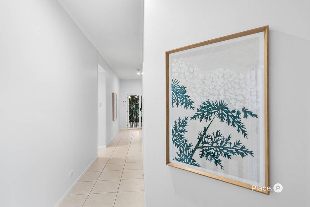 43 Marsh Street, Cannon Hill, QLD 4170