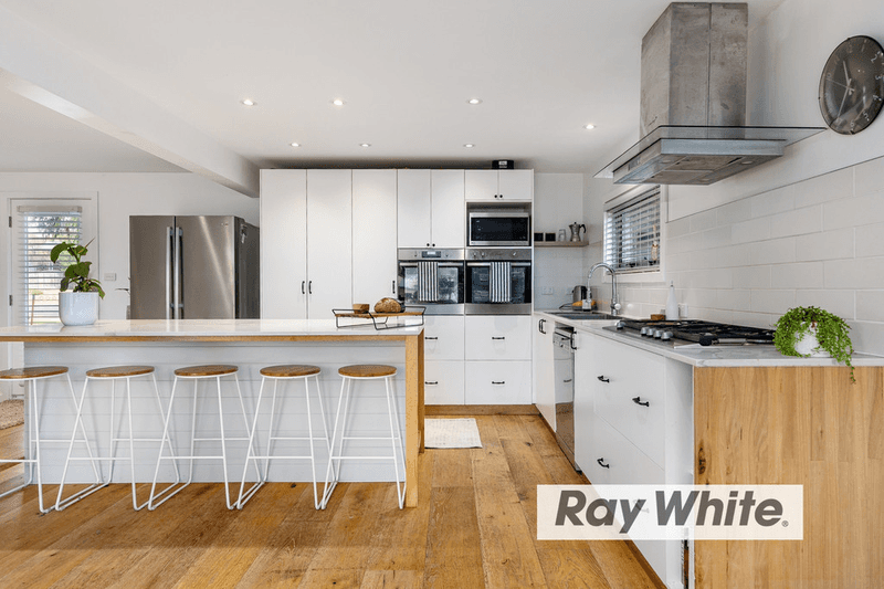 37 Wondaree Street, RYE, VIC 3941