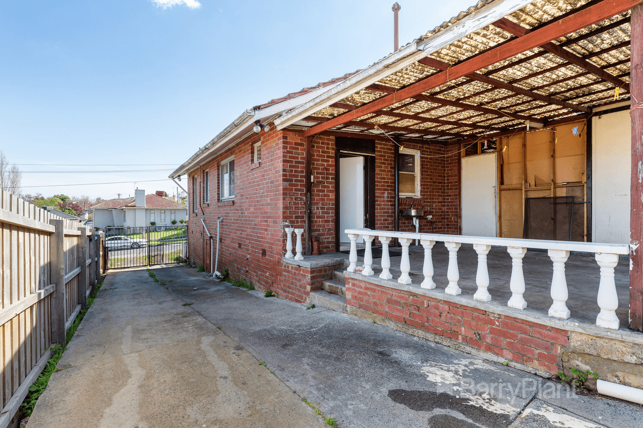 8 Almond Drive, Doveton, VIC 3177