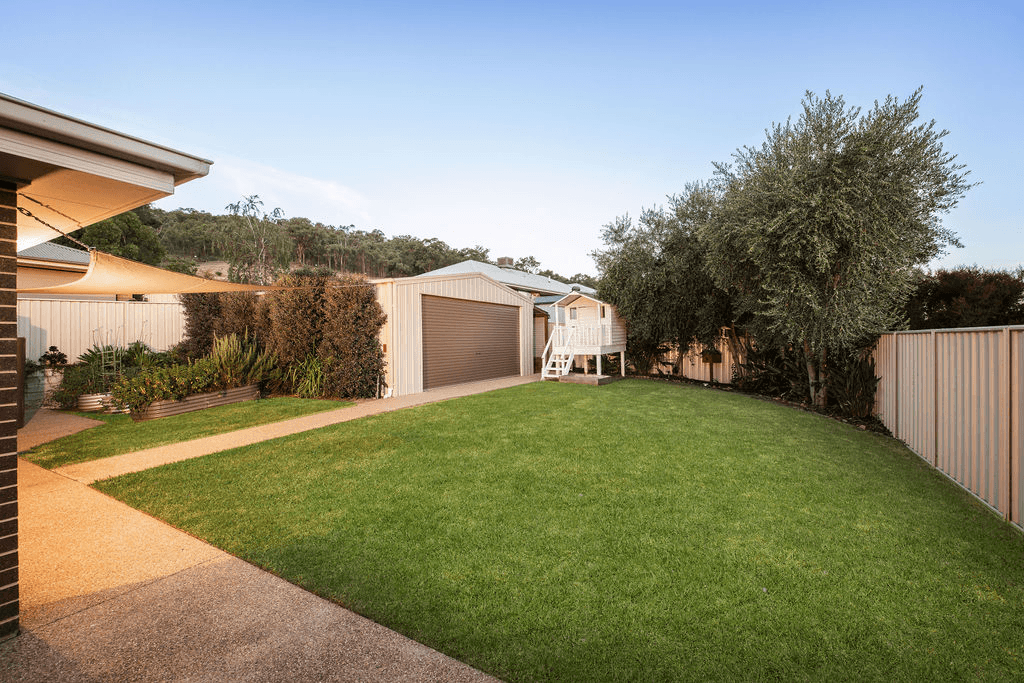 7 Ivers Place, Leneva, VIC 3691