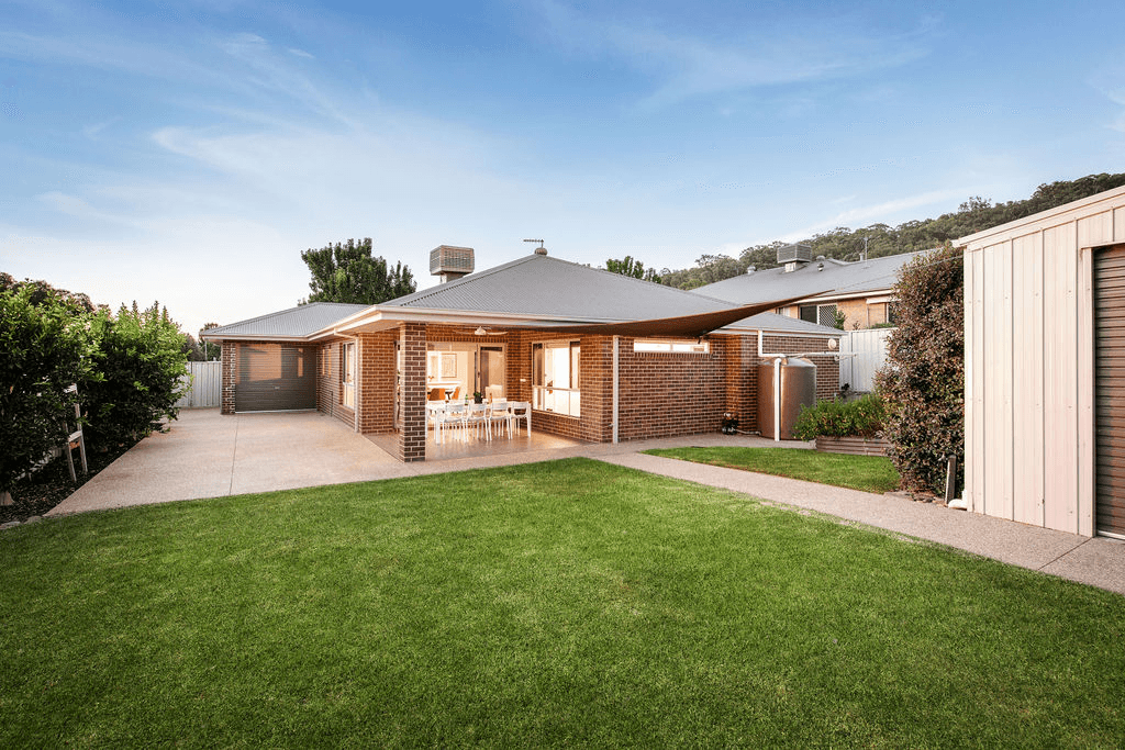 7 Ivers Place, Leneva, VIC 3691