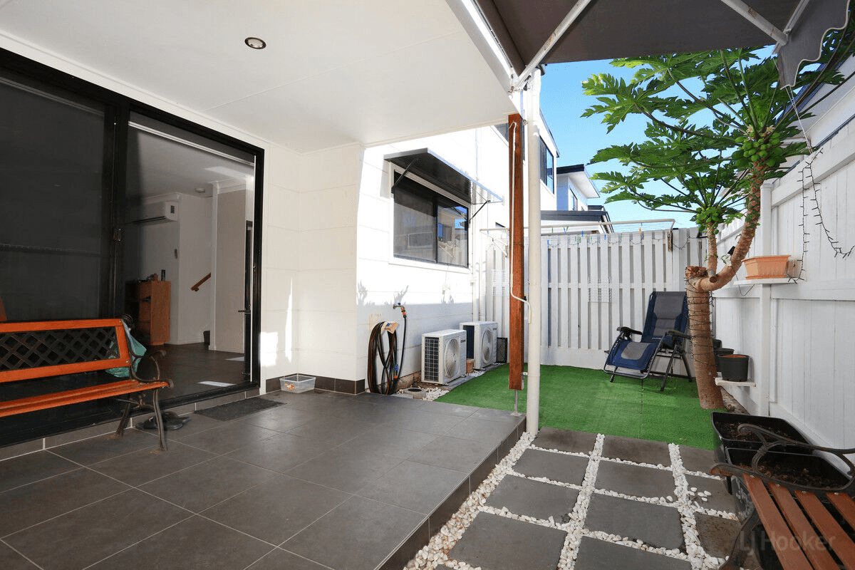 10/24 Careel Close, HELENSVALE, QLD 4212