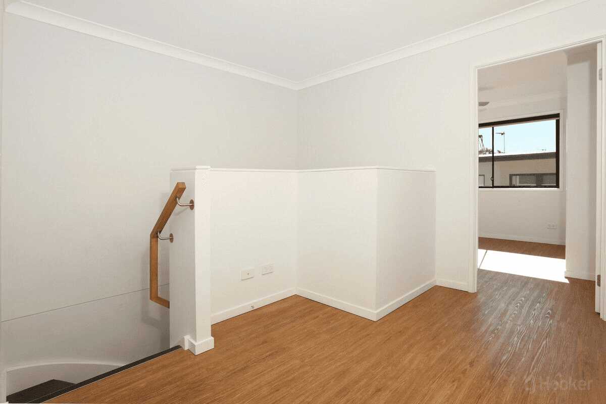 10/24 Careel Close, HELENSVALE, QLD 4212