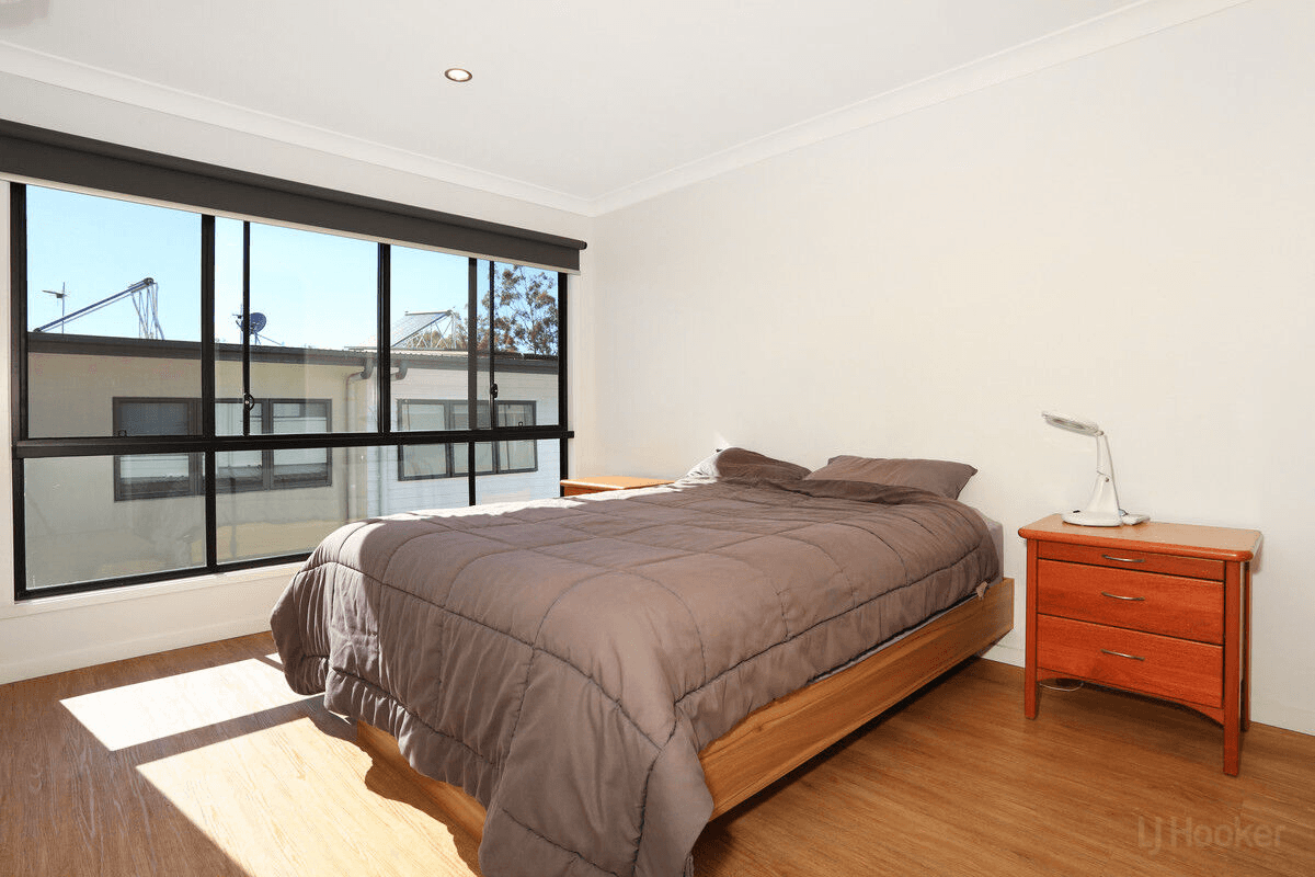 10/24 Careel Close, HELENSVALE, QLD 4212