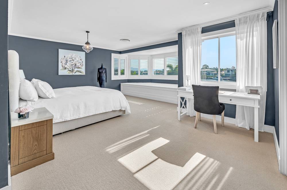 16 Parkwater Point, HELENSVALE, QLD 4212