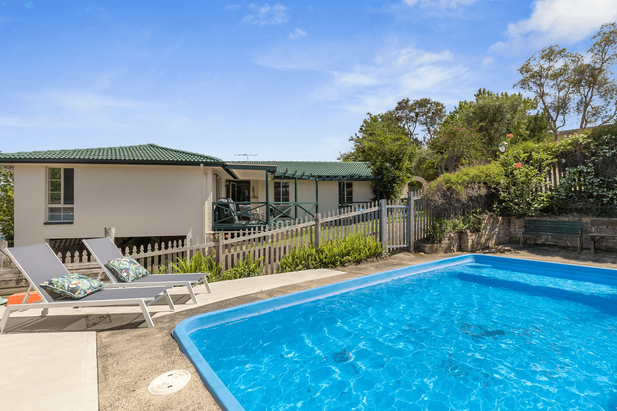 8 Dorset Close, BELROSE, NSW 2085