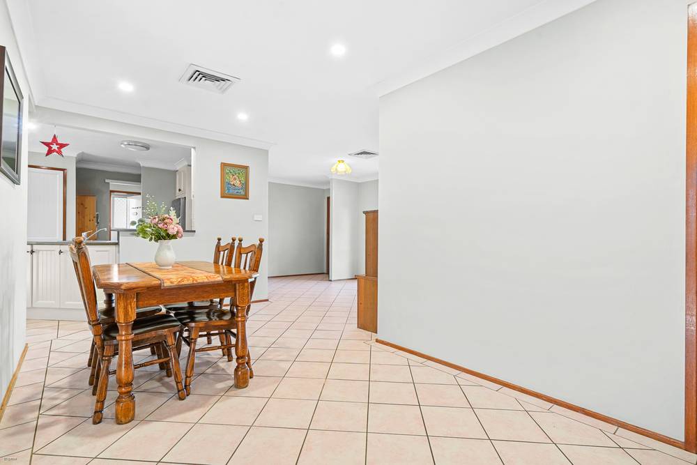 26 Pearra Way, Claremont Meadows, NSW 2747