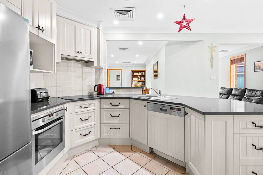26 Pearra Way, Claremont Meadows, NSW 2747