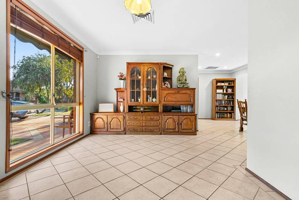 26 Pearra Way, Claremont Meadows, NSW 2747