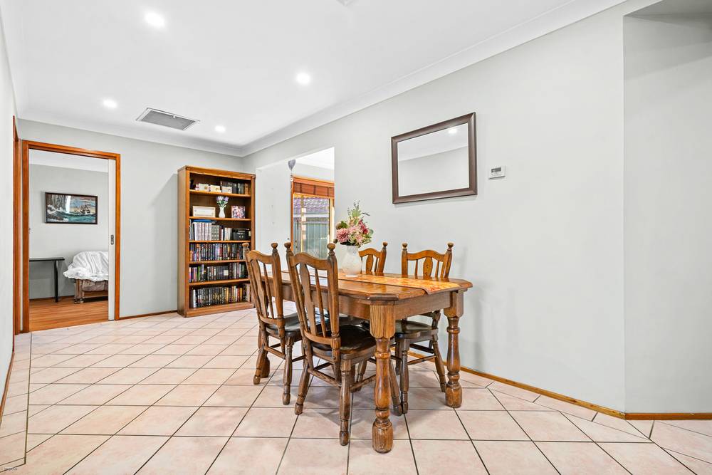 26 Pearra Way, Claremont Meadows, NSW 2747