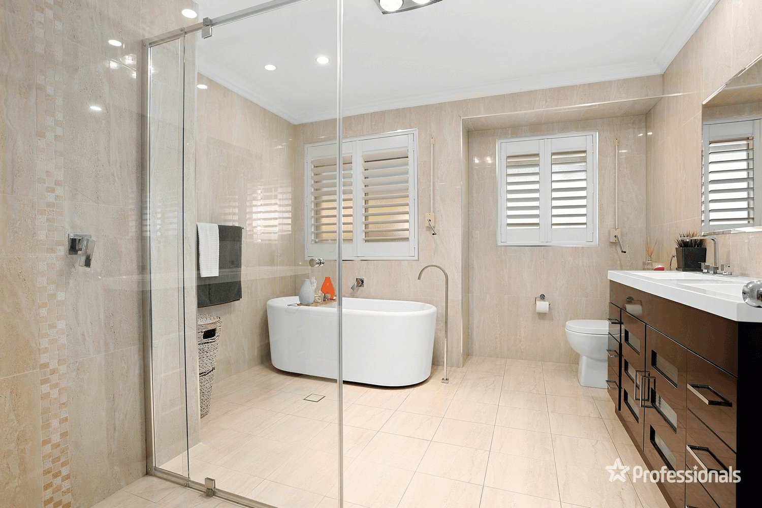 43 Explorers Way, St Clair, NSW 2759