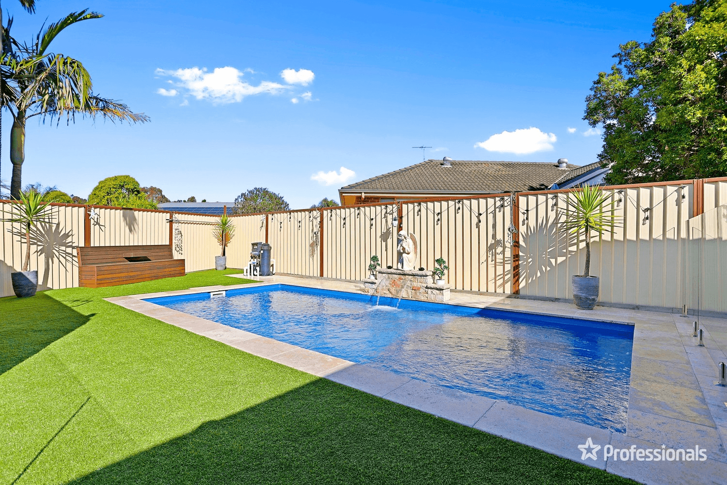 43 Explorers Way, St Clair, NSW 2759