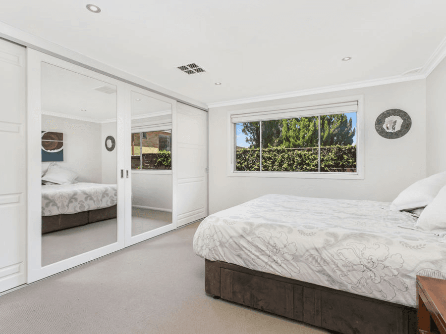 12 Ravenhill Road, TURRAMURRA, NSW 2074