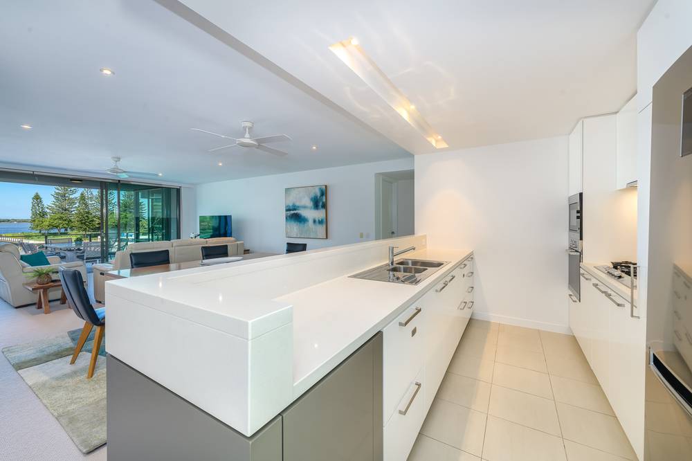 4203/323 Bayview Street, HOLLYWELL, QLD 4216