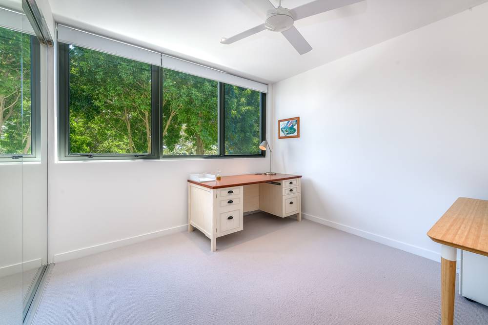 4203/323 Bayview Street, HOLLYWELL, QLD 4216