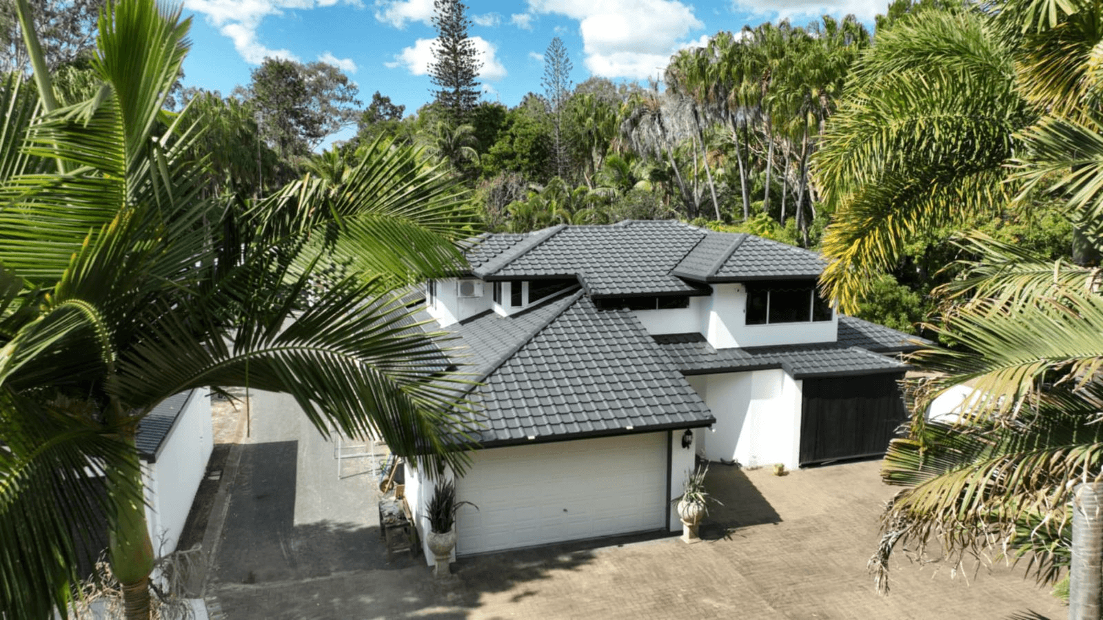 10-12 Palm Way, DUNDOWRAN BEACH, QLD 4655