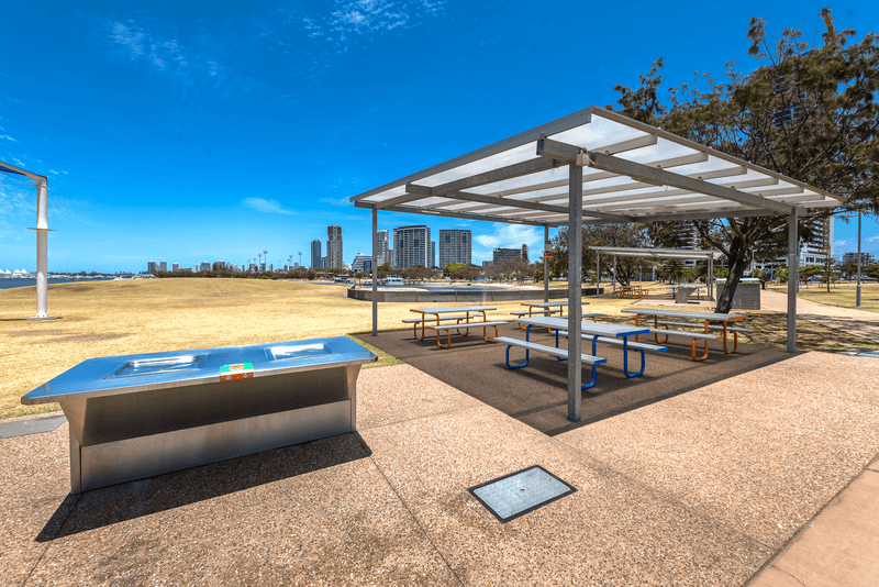 222B/132 Marine Parade, SOUTHPORT, QLD 4215