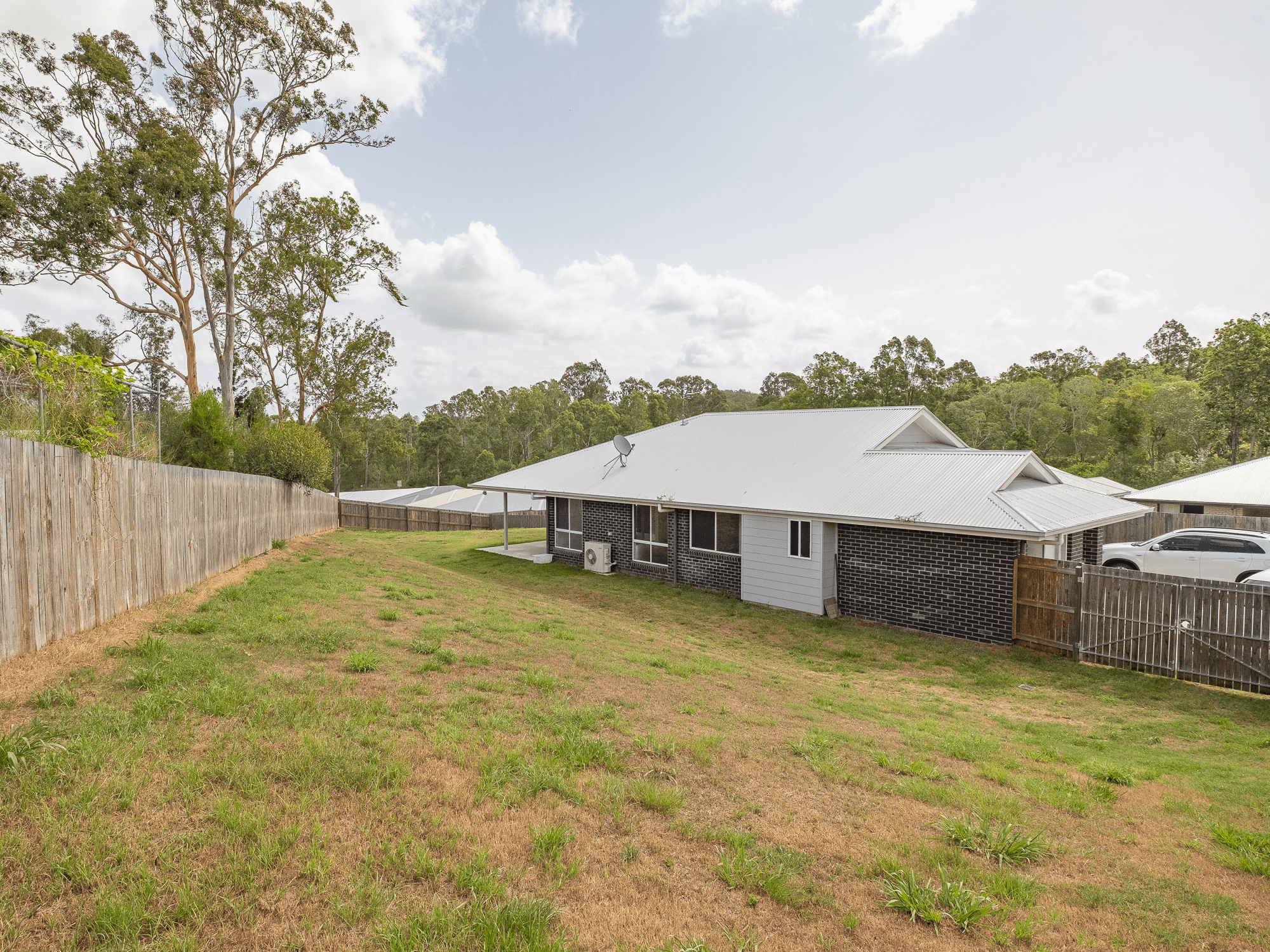 19 Pedersen Road, SOUTHSIDE, QLD 4570