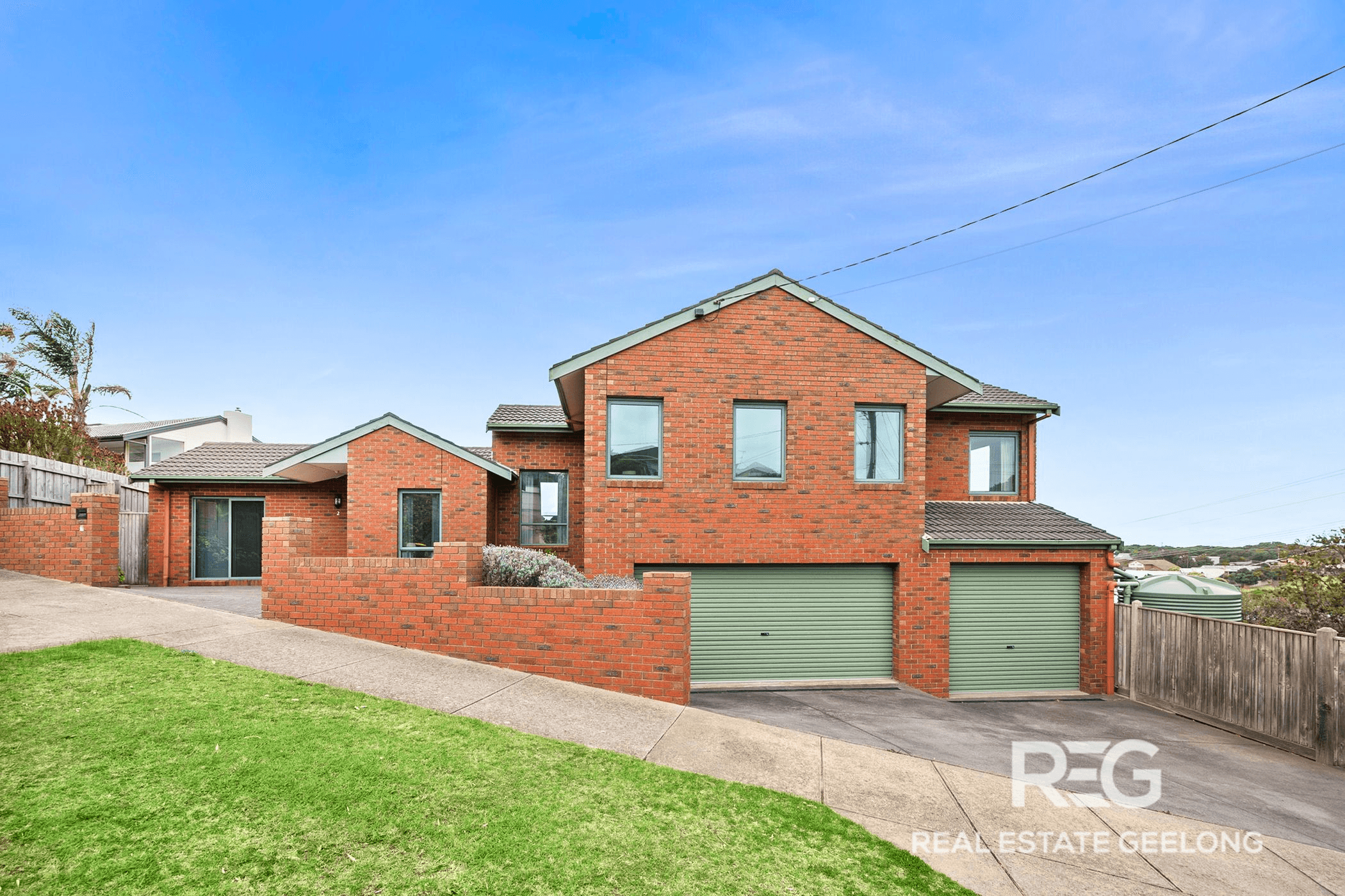 2 TREVALLY DRIVE, OCEAN GROVE, VIC 3226