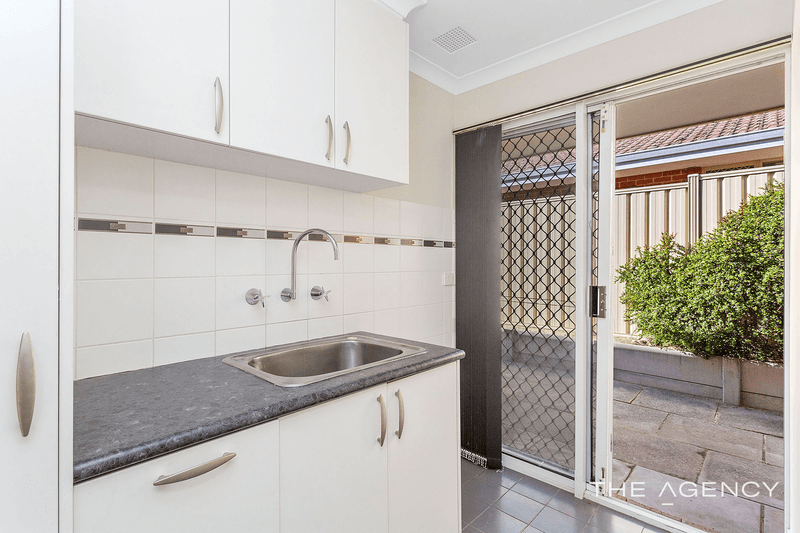 4/8 Hubert Street, East Victoria Park, WA 6101