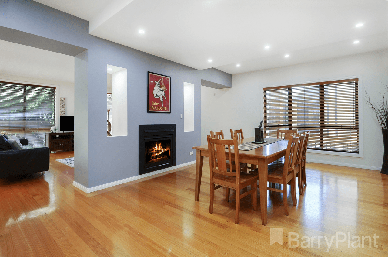 1 Nairn Court, Greenvale, VIC 3059