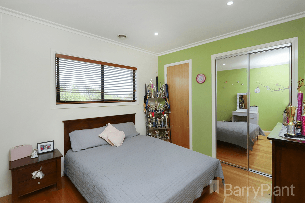 1 Nairn Court, Greenvale, VIC 3059