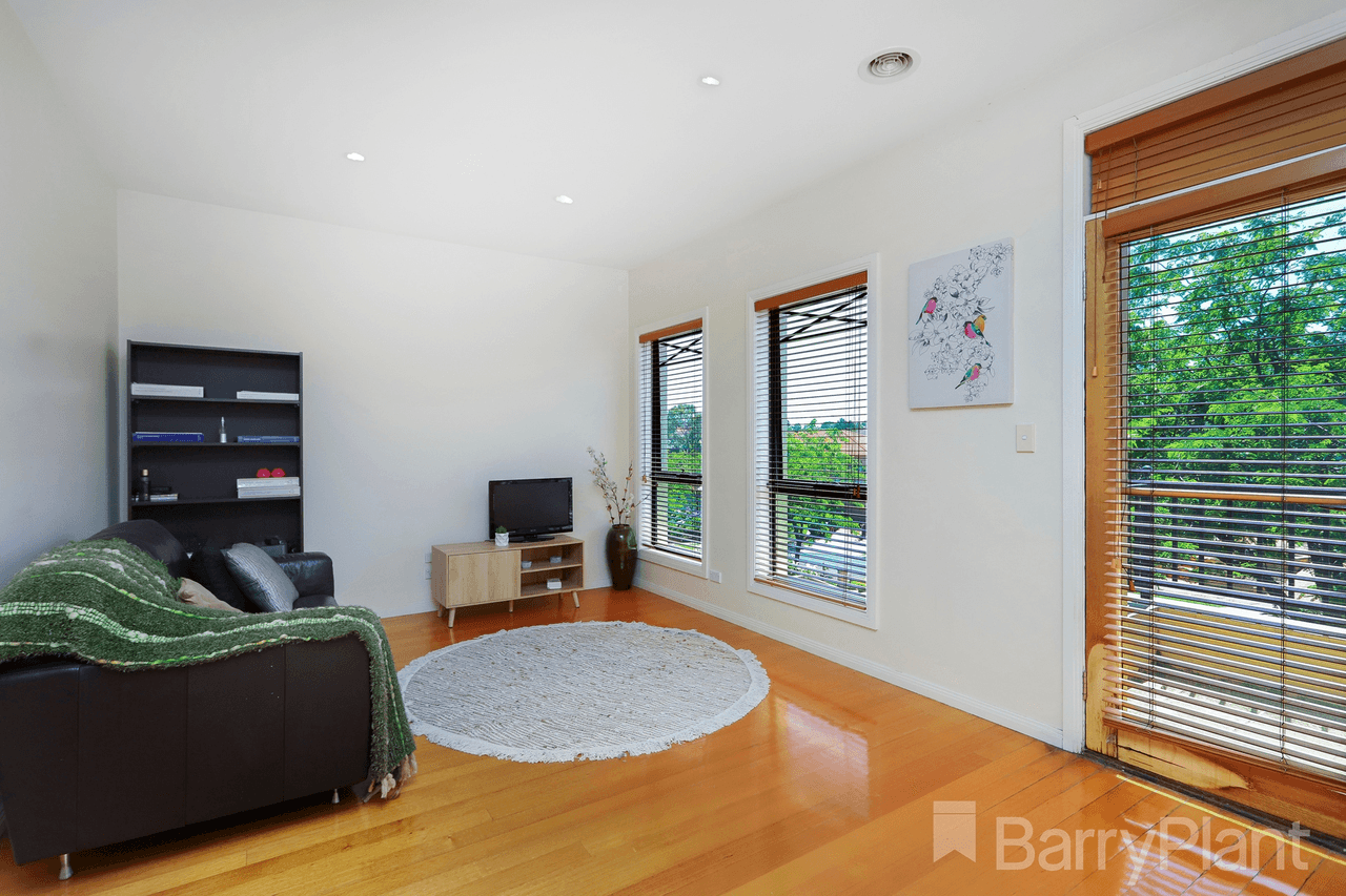 1 Nairn Court, Greenvale, VIC 3059