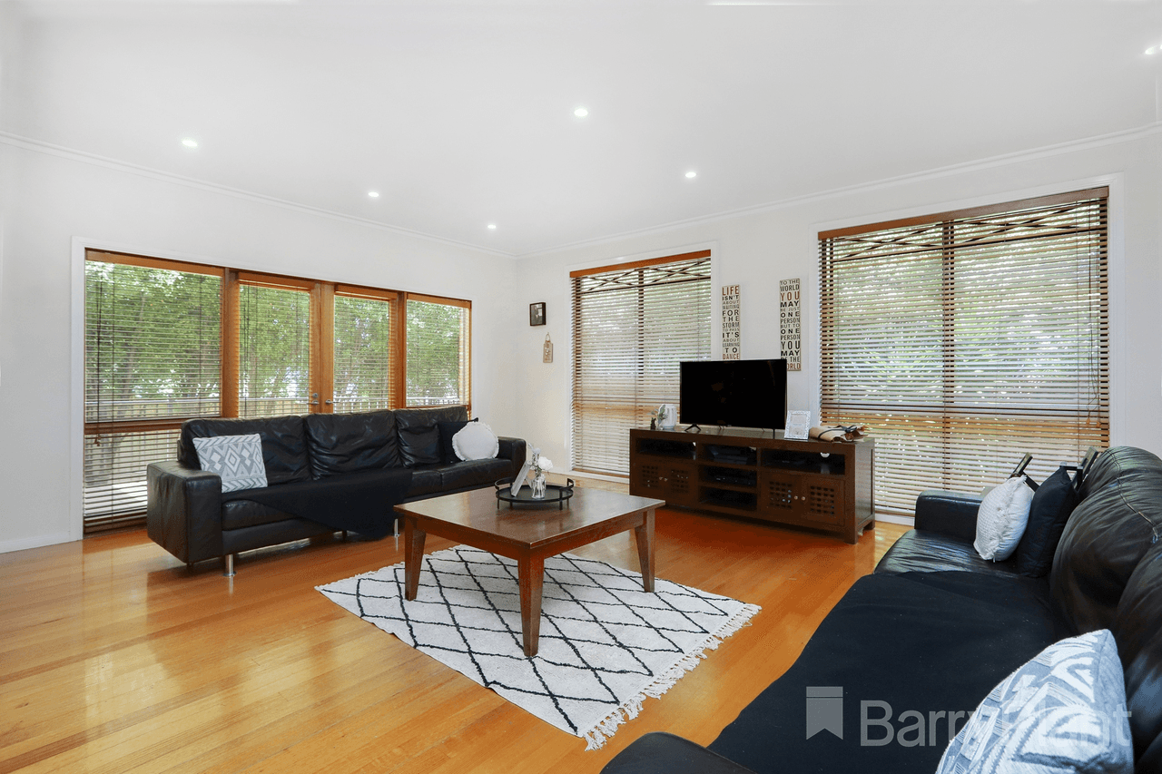 1 Nairn Court, Greenvale, VIC 3059