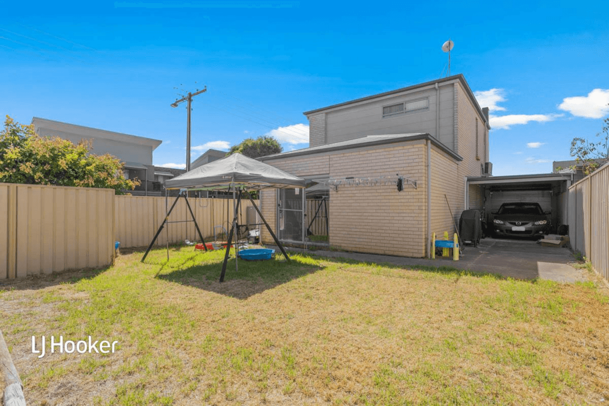 2 Glades Walk, SMITHFIELD PLAINS, SA 5114