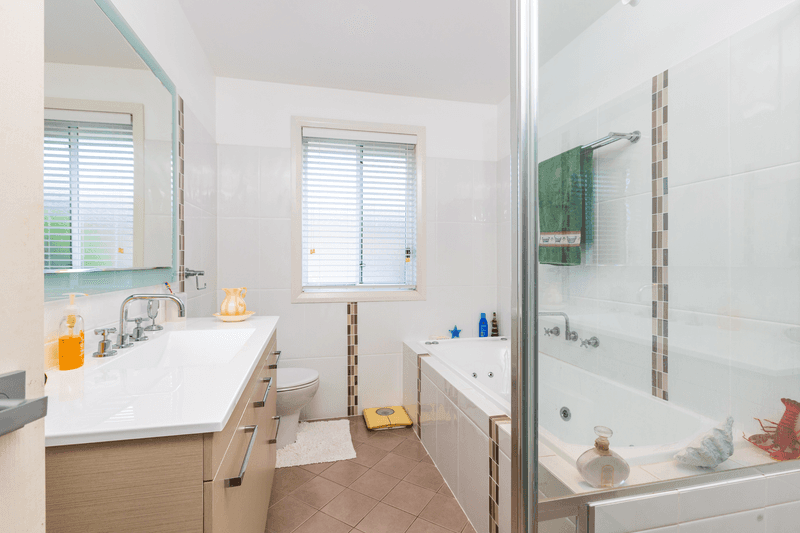 4 Seagrass Circuit, Corlette, NSW 2315