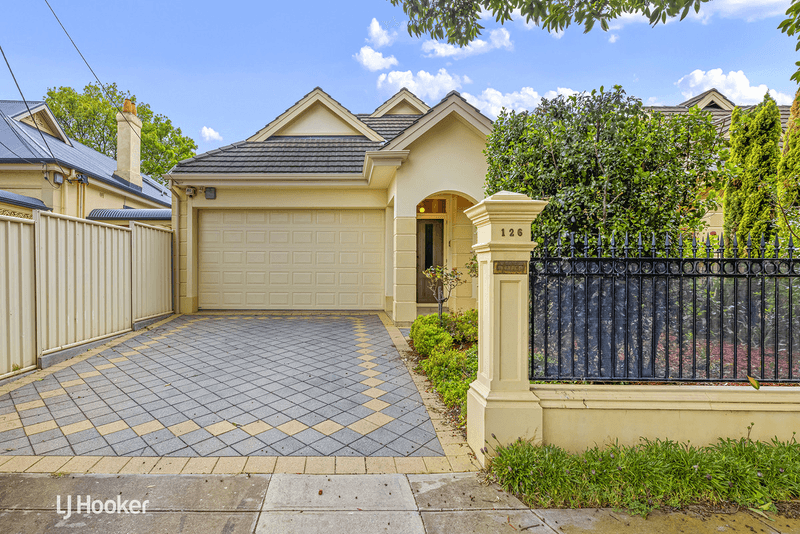 126 Ashbrook Avenue, TRINITY GARDENS, SA 5068