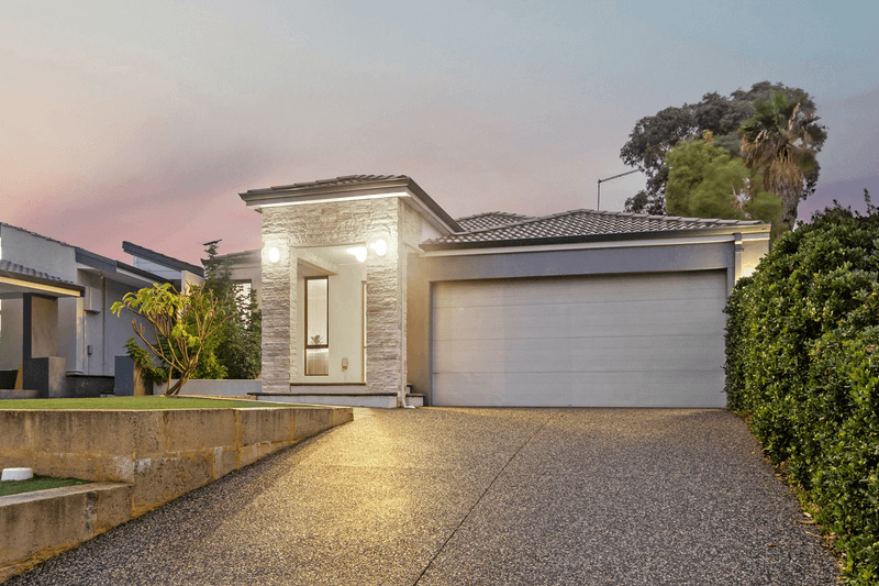 20B Mackay Way, HILLARYS, WA 6025