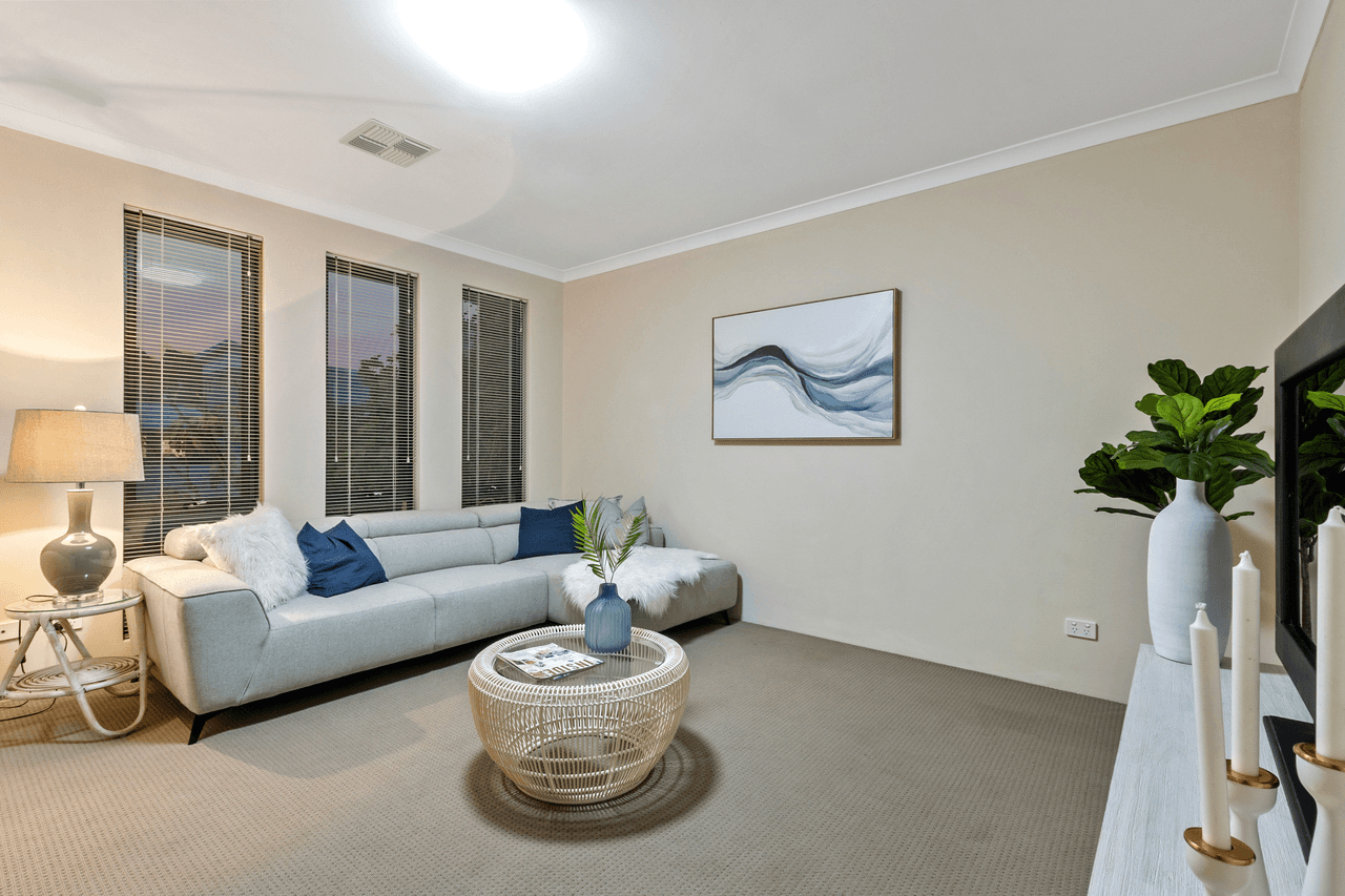 20B Mackay Way, HILLARYS, WA 6025