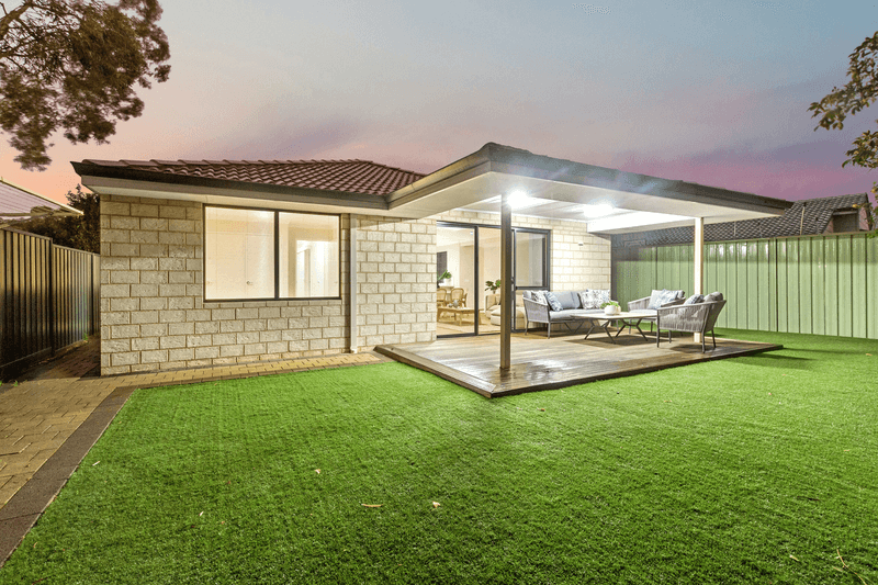 20B Mackay Way, HILLARYS, WA 6025