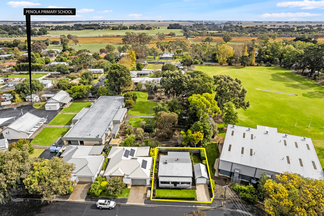 15 Young Street, PENOLA, SA 5277