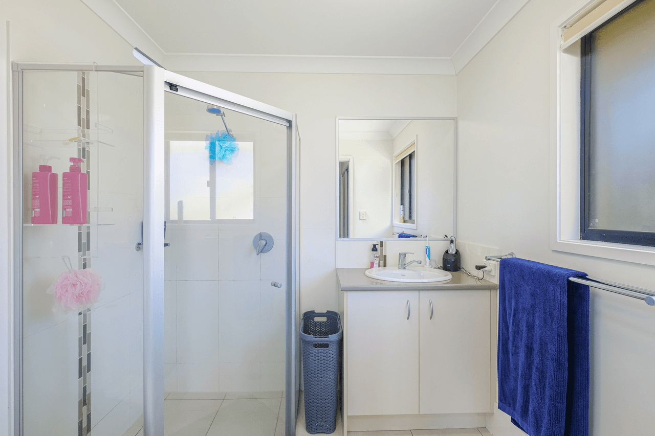 23 Presidential Ave, Jones Hill, QLD 4570