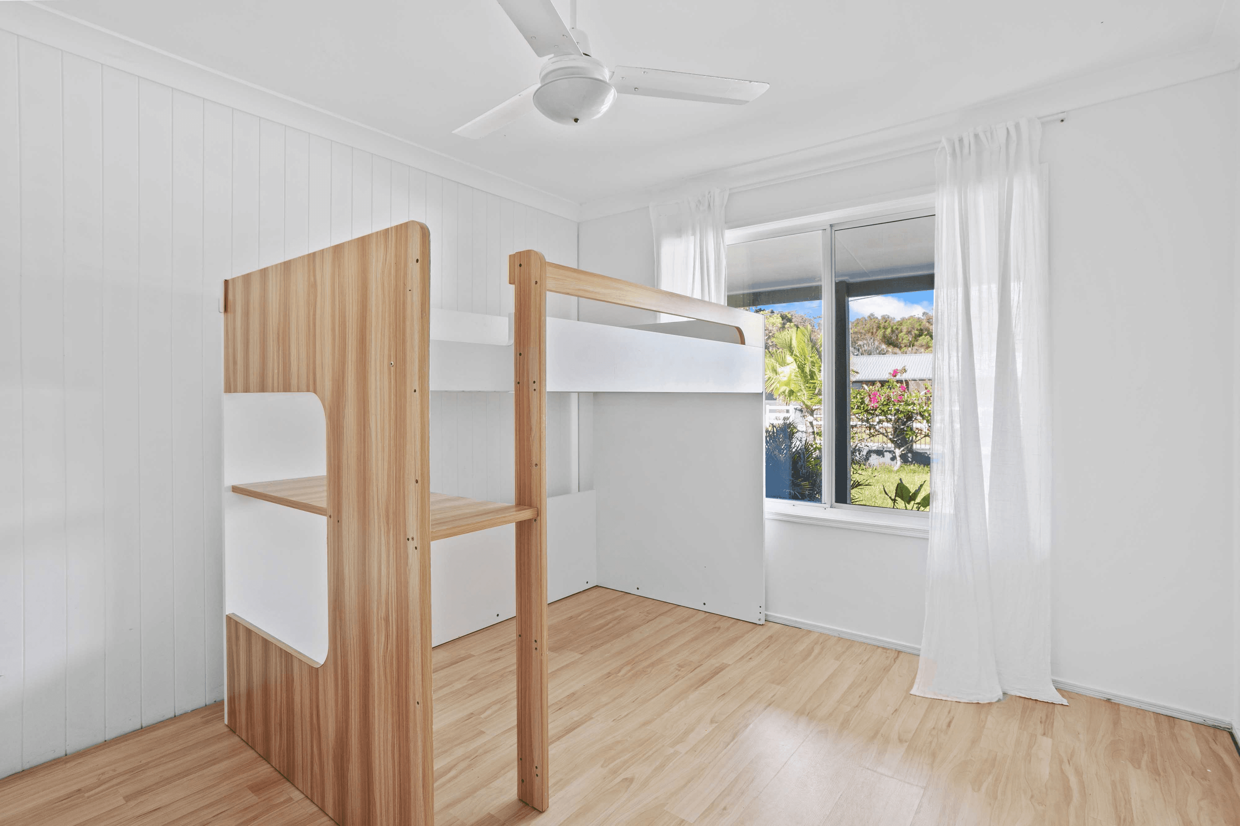 3 Larch Street, Tallebudgera, QLD 4228