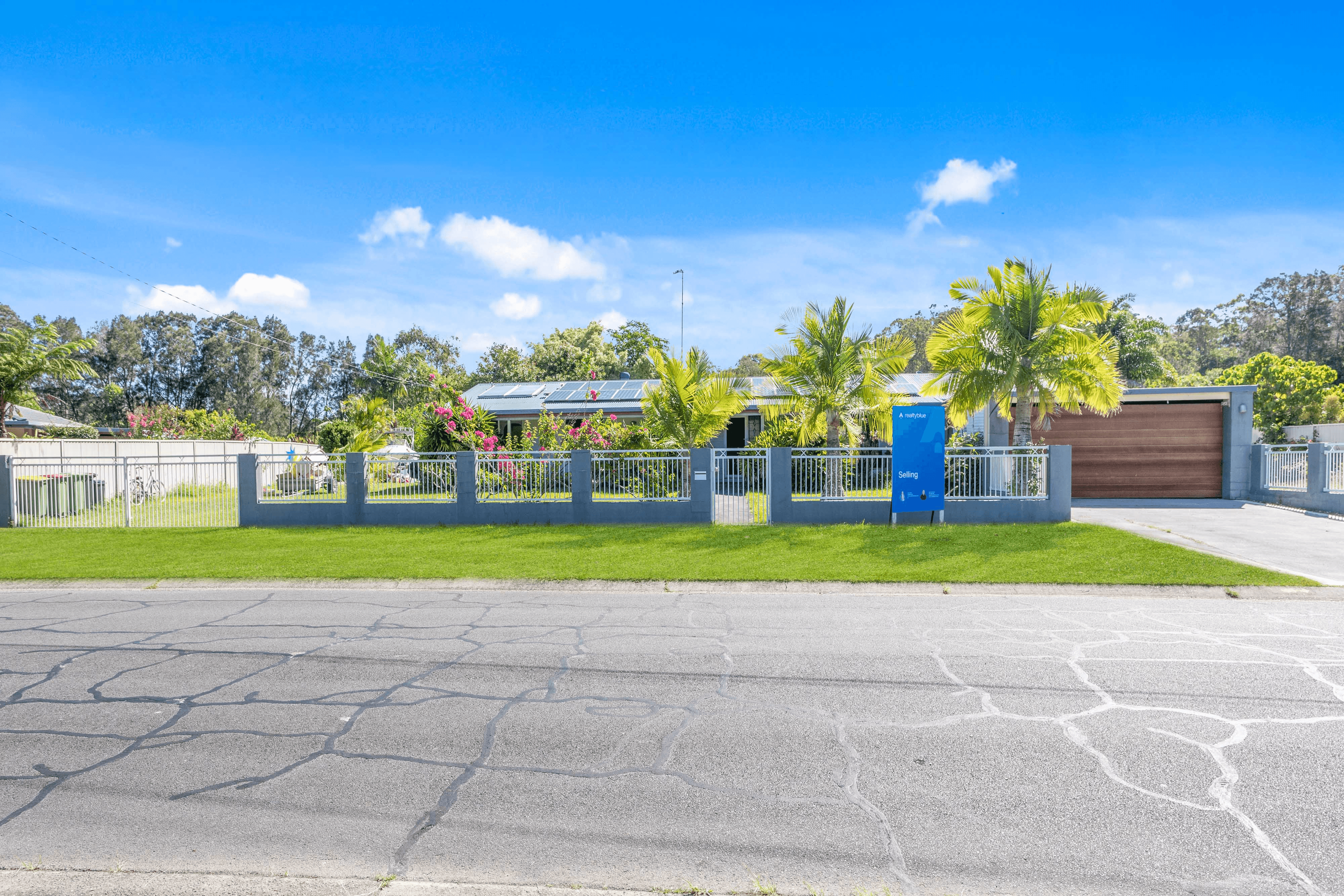 3 Larch Street, Tallebudgera, QLD 4228