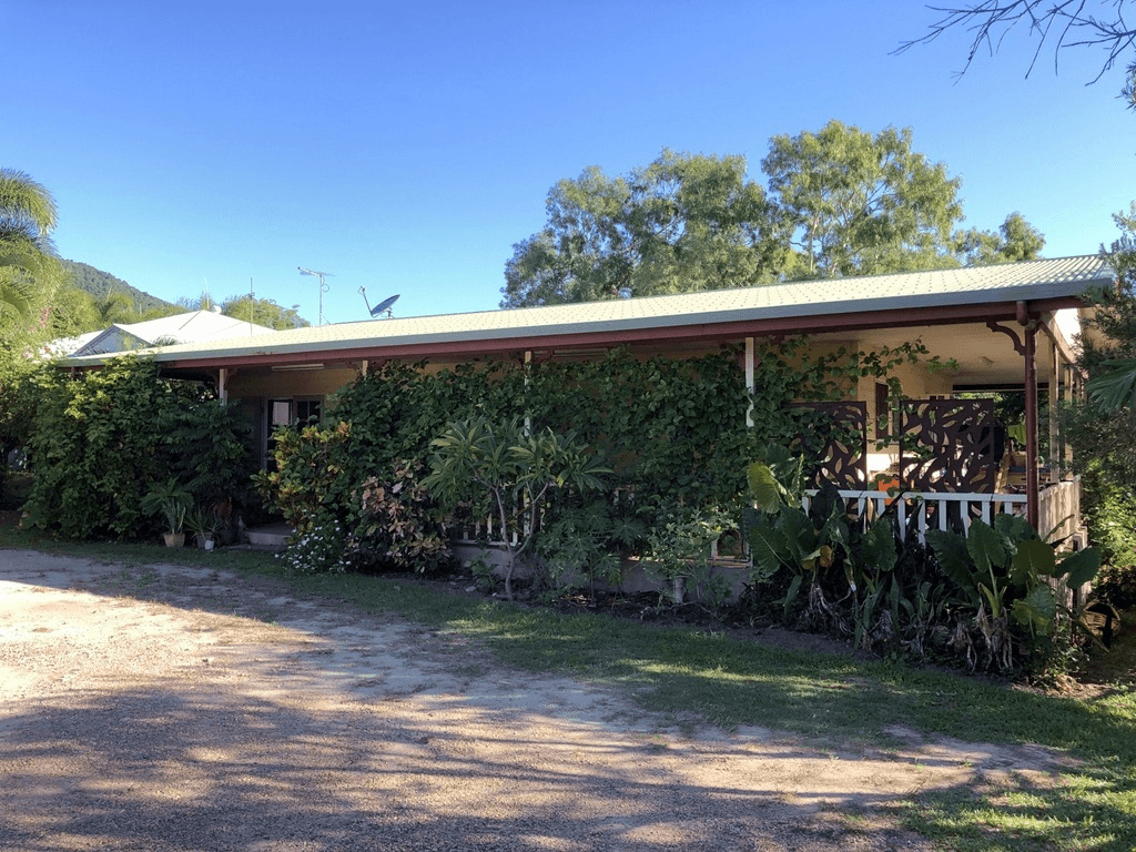 6 Boundary St, Cooktown, QLD 4895