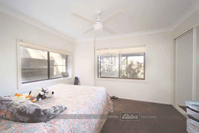73 Green Point Drive, GREEN POINT, NSW 2428