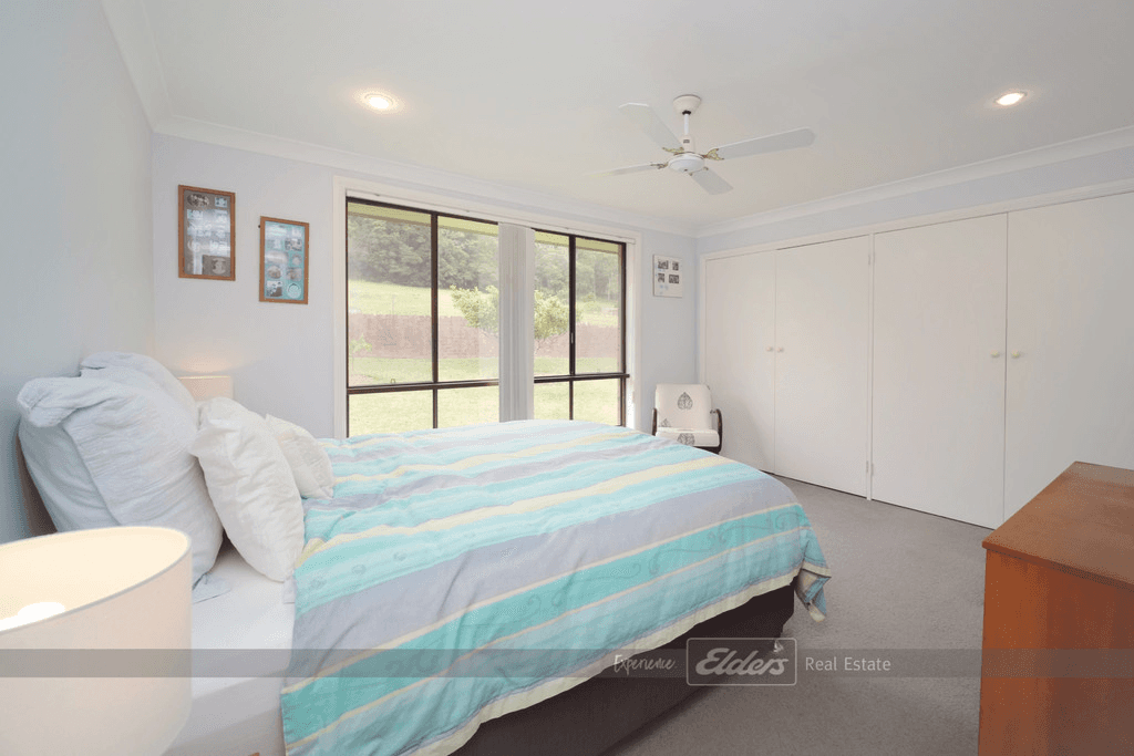 41 Panorama Crescent, FORSTER, NSW 2428