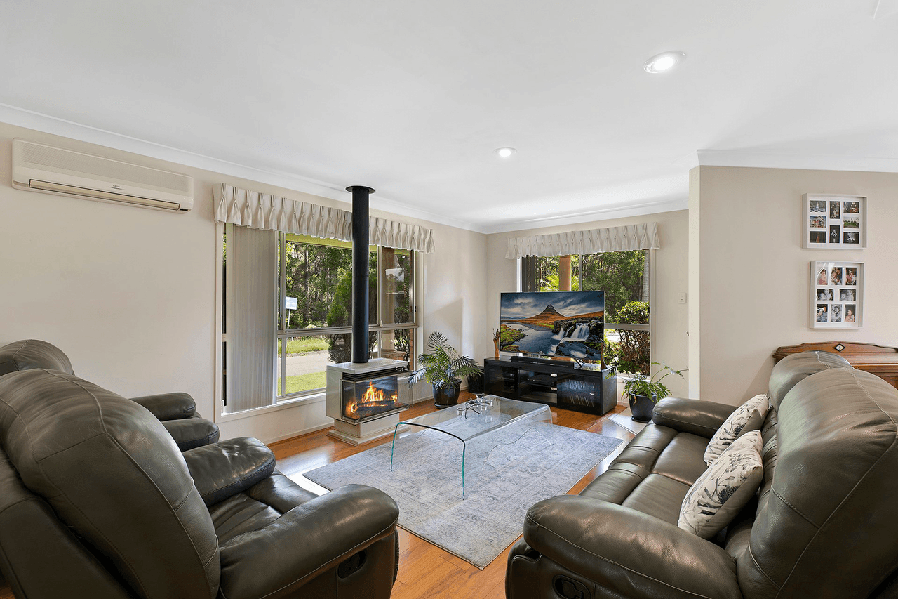 66 Molsten Avenue, TUMBI UMBI, NSW 2261