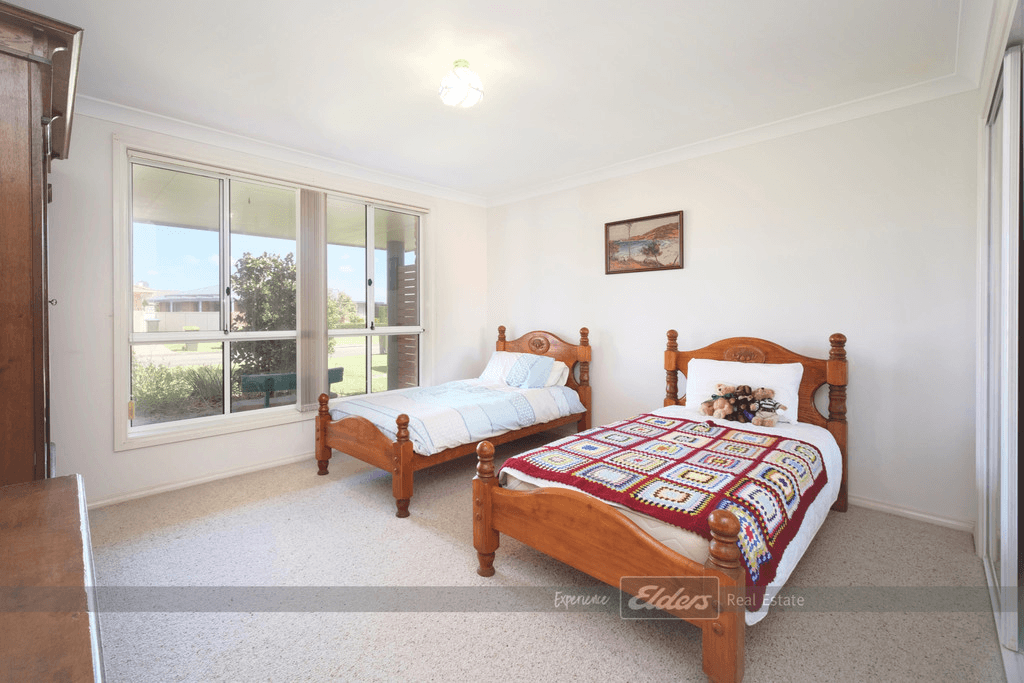 7 Michaela Place, FORSTER, NSW 2428