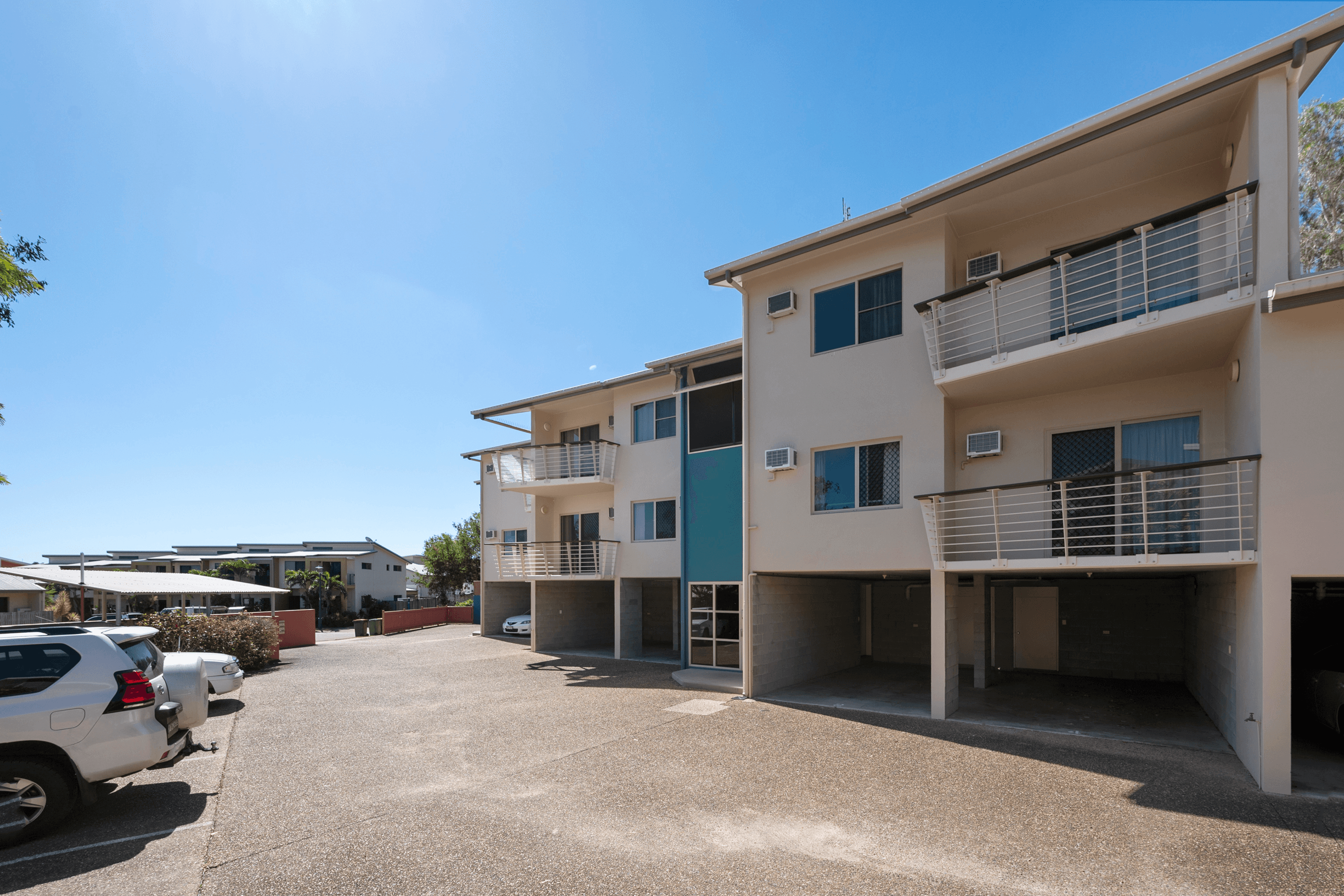 3/263 Riverside Boulevard, DOUGLAS, QLD 4814