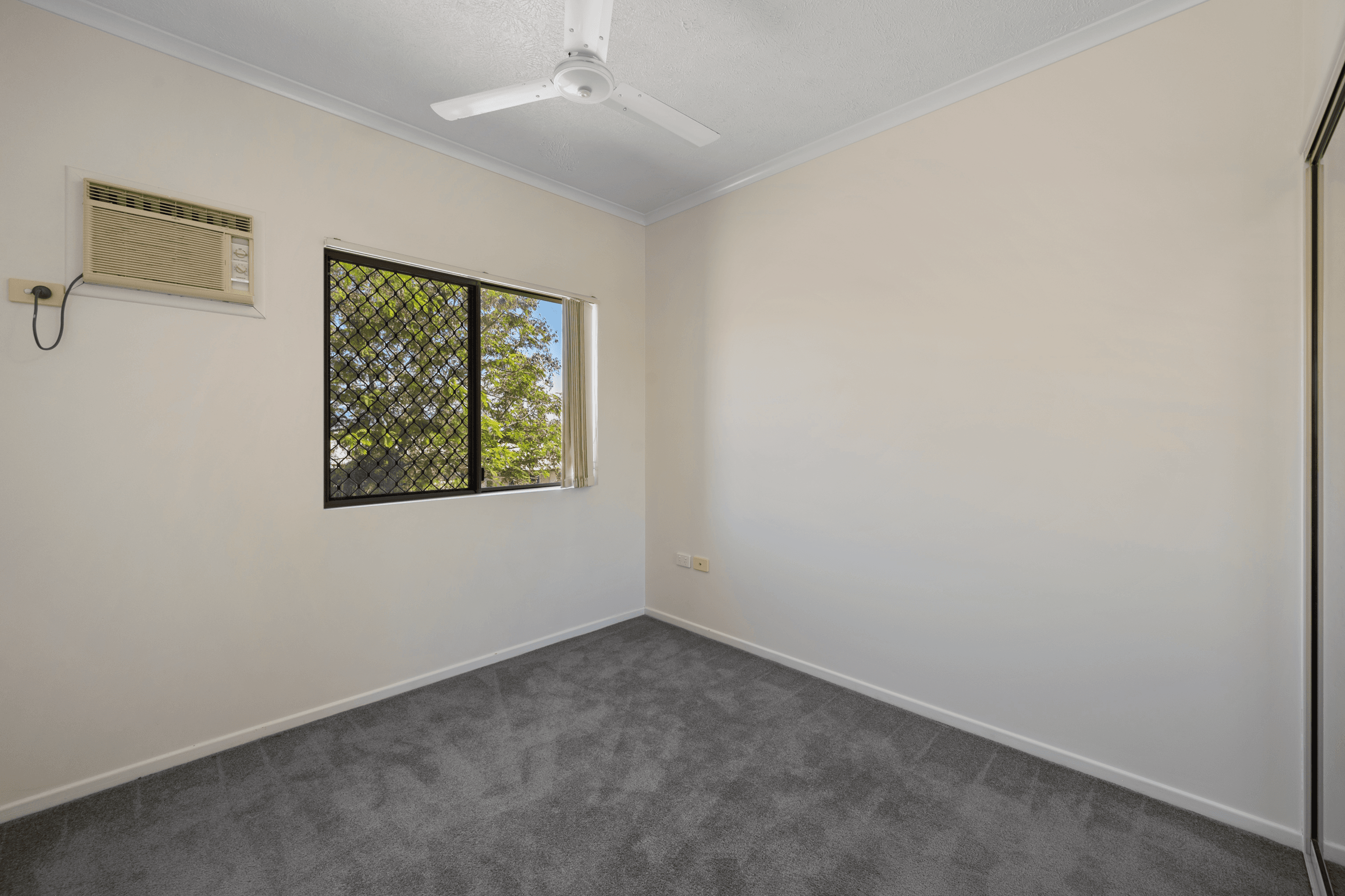 3/263 Riverside Boulevard, DOUGLAS, QLD 4814