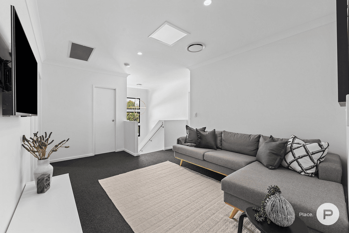 25 Hector Road, Holland Park, QLD 4121