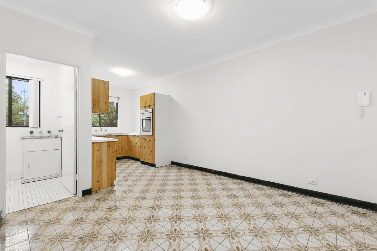 6/10-12  Paton Street, Merrylands, NSW 2160