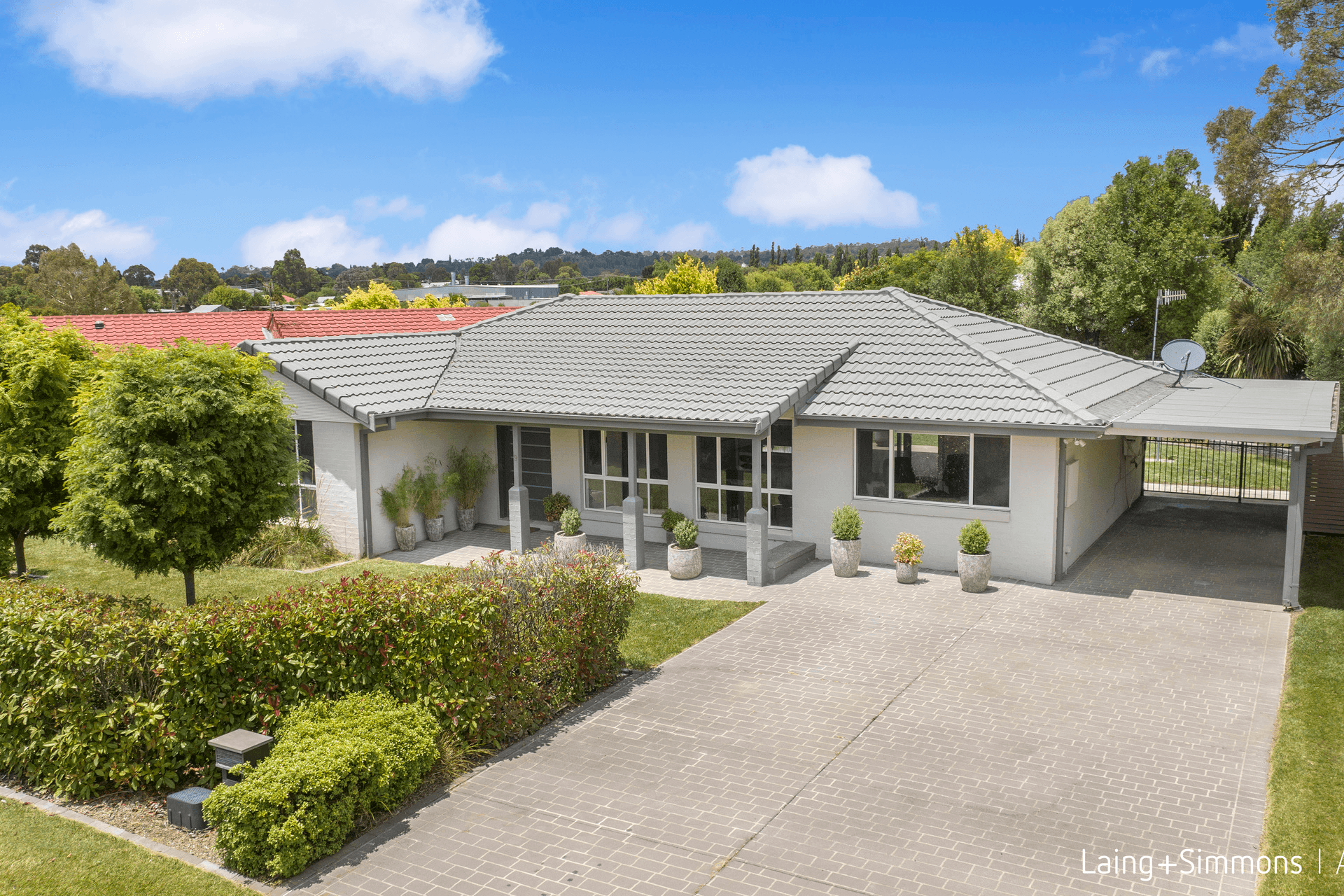 9 Evangalene Crescent, Armidale, NSW 2350